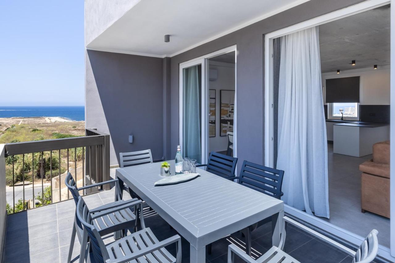 Seaside Luxury In Pembroke St Julians Apartment Екстериор снимка